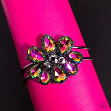 Load image into Gallery viewer, DAUNTLESS is More