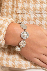 Fiercely 5th Avenue - Complete Set 124