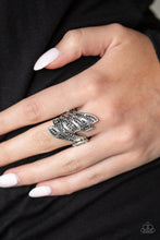 Cargar imagen en el visor de la galería, Majestically Monte Carlo
