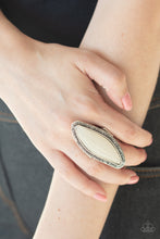 Cargar imagen en el visor de la galería, Mineral Mine
