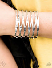 Cargar imagen en el visor de la galería, Keep Them On Edge
